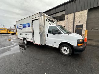 Used 2022 GMC Savana 3500 Extended w/ Power Convenience Package image 1