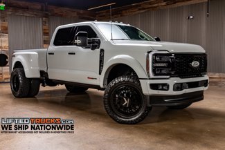 Used 2025 Ford F450 Platinum w/ Platinum Plus Package image 1