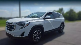 Used 2020 GMC Terrain SLT image 1