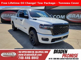 New 2025 RAM 1500 4x4 Crew Cab image 1