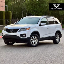 Used 2011 Kia Sorento LX w/ Convenience Pkg image 1