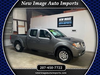 Used 2020 Nissan Frontier SV image 1