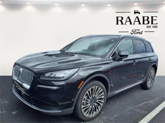 Used 2022 Lincoln Corsair Reserve w/ Elements Package image 1
