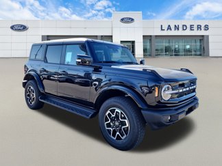New 2025 Ford Bronco Outer Banks image 1