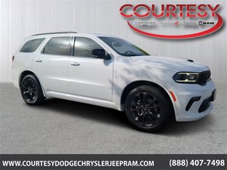 Certified 2022 Dodge Durango GT image 1