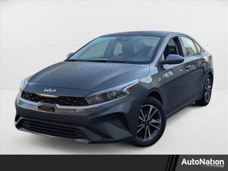 Used 2023 Kia Forte LXS image 1