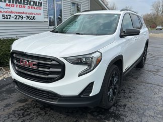 Used 2020 GMC Terrain SLE image 1