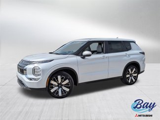 New 2025 Mitsubishi Outlander SE image 1