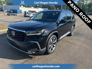 New 2025 Honda Pilot Touring image 1