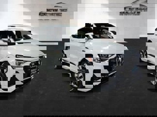 Used 2023 Audi e-tron Premium w/ Convenience Plus Package image 1