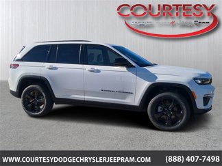 New 2025 Jeep Grand Cherokee Limited w/ Luxury Tech Group II image 1
