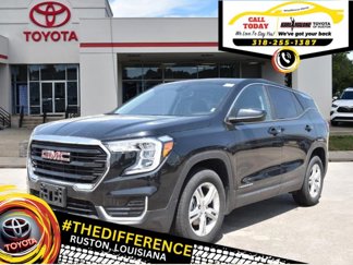 Used 2024 GMC Terrain SLE image 1