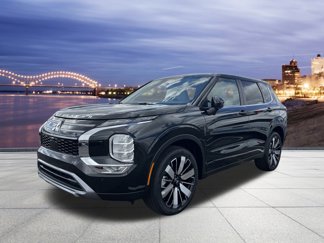 New 2025 Mitsubishi Outlander SE image 1