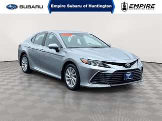 Used 2021 Toyota Camry LE image 1