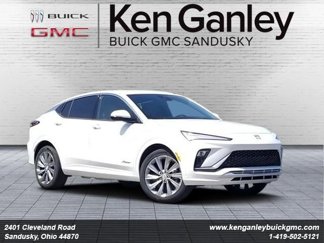 New 2025 Buick Envista Avenir image 1