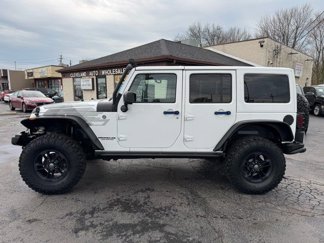 Used 2017 Jeep Wrangler Unlimited Sahara image 1