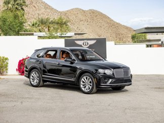 Used 2022 Bentley Bentayga image 1