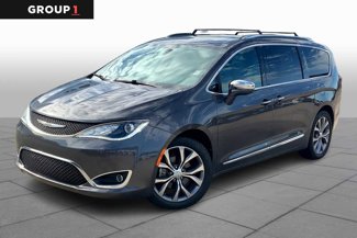 Used 2020 Chrysler Pacifica Limited image 1