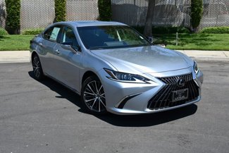 New 2025 Lexus ES 300h w/ Premium Package image 1
