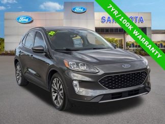 Used 2020 Ford Escape Titanium image 1