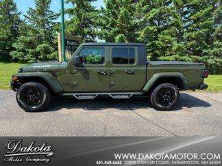 Used 2022 Jeep Gladiator Willys image 1