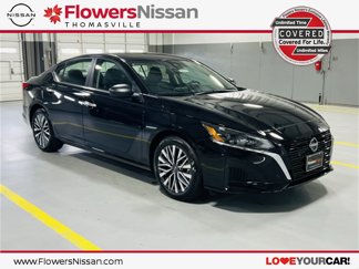 New 2025 Nissan Altima 2.5 SV image 1