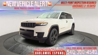Used 2023 Jeep Grand Cherokee L Laredo image 1