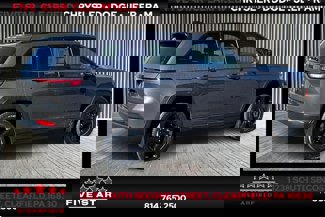 New 2025 Jeep Grand Cherokee Altitude image 1