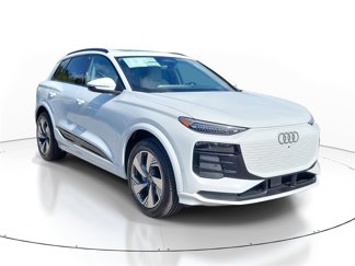New 2025 Audi Q6 e-tron Premium Plus image 1
