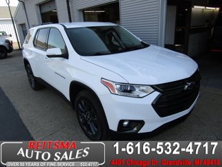 Used 2021 Chevrolet Traverse RS image 1