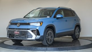New 2025 Volkswagen Taos SE image 1