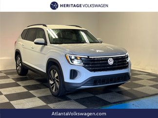 Certified 2024 Volkswagen Atlas SE image 1