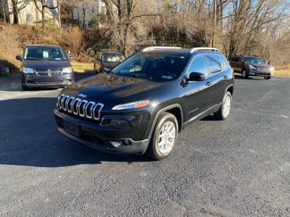 Used 2018 Jeep Cherokee Latitude w/ Safety Group image 1
