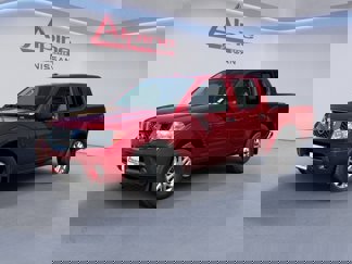 Used 2015 Nissan Frontier SV image 1