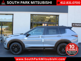 Used 2025 Mitsubishi Outlander AWD image 1
