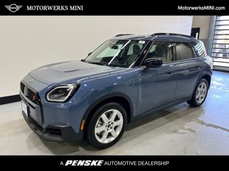 Used 2025 MINI Cooper Countryman S image 1