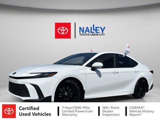 Certified 2025 Toyota Camry SE image 1