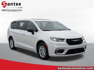 New 2026 Chrysler Pacifica Select image 1