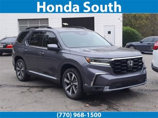 New 2025 Honda Pilot Touring image 1