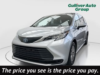 Used 2022 Toyota Sienna LE video 1