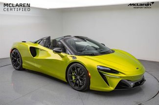 Used 2025 McLaren Artura Spider image 1