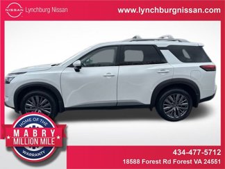 New 2025 Nissan Pathfinder SL image 1