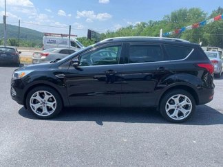 Used 2019 Ford Escape Titanium image 1