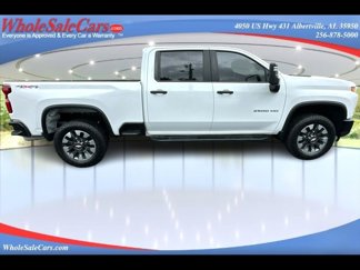 Used 2021 Chevrolet Silverado 2500 Custom w/ Custom Value Package image 1
