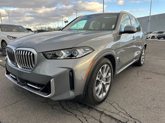 New 2025 BMW X5 xDrive50e image 1