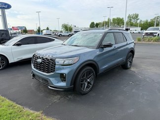 Used 2025 Ford Explorer ST-Line w/ Premium Package image 1