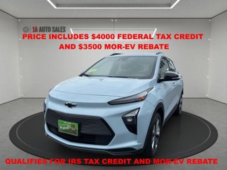 Used 2023 Chevrolet Bolt EUV LT w/ Convenience Package image 1
