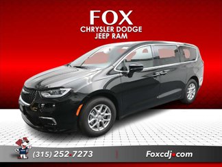 New 2026 Chrysler Pacifica Select image 1