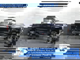 New 2025 Ford F250 4x4 Crew Cab Super Duty image 1