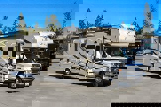 Used 2016 Ford E-450 and Econoline 450 Super Duty w/ Motorhome Prep Package image 1